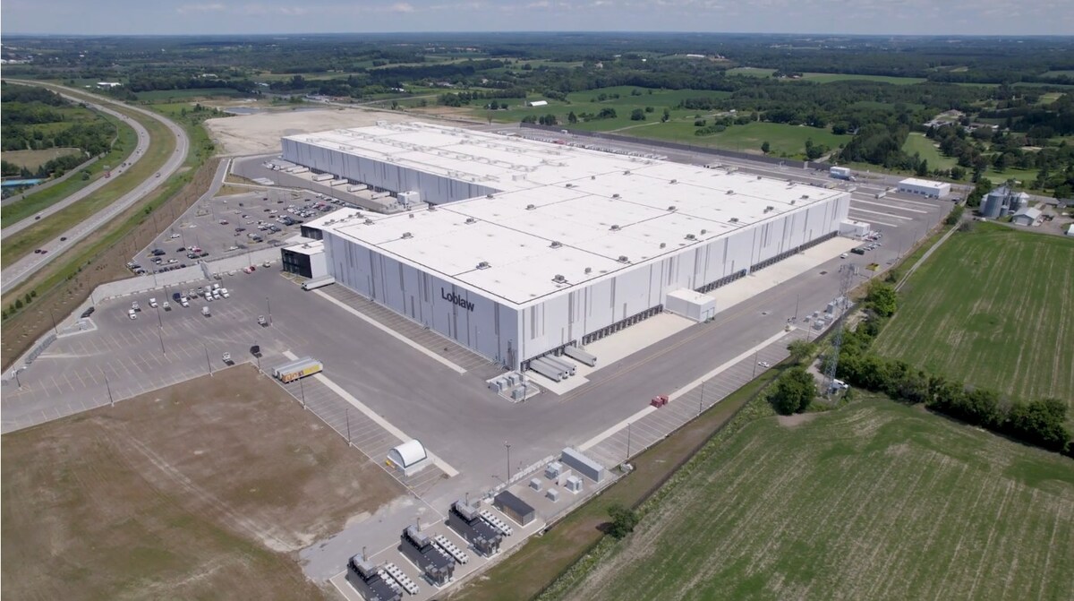 Distribution Center Roofing